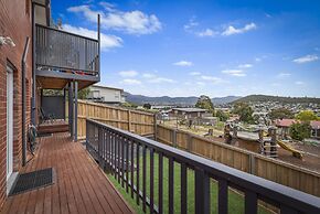 Cosy Cottesloe - Mount Wellington View