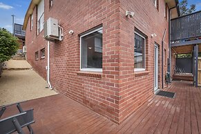 Cosy Cottesloe - Mount Wellington View