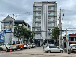 THE SQUARE KAMPOT HOTEL