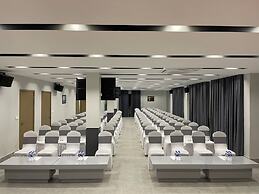 THE SQUARE KAMPOT HOTEL