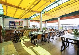 THE SQUARE KAMPOT HOTEL