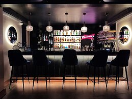 Mount Conifer Suites & Spa