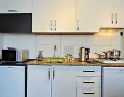 Chic Flat 10 min to Lara Beach in Antalya