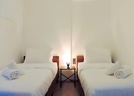 Chic Flat 10 min to Lara Beach in Antalya