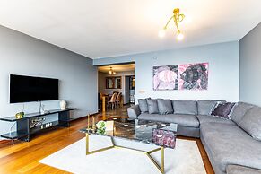 Duplex Flat w Panoramic Bosphorus View and Terrace