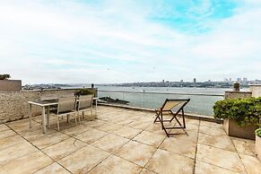 Duplex Flat w Panoramic Bosphorus View and Terrace