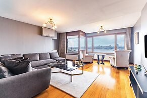 Duplex Flat w Panoramic Bosphorus View and Terrace