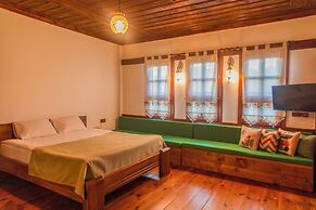 Saffronia 1900 Boutique Hotel