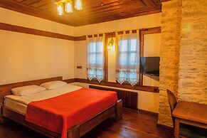 Saffronia 1900 Boutique Hotel