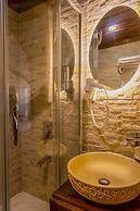 Saffronia 1900 Boutique Hotel