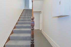 4 Bedroom House - Hobart CBD - Parking