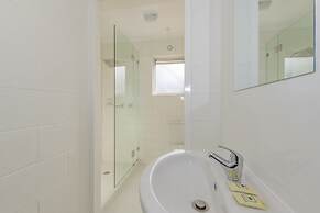 4 Bedroom House - Hobart CBD - Parking