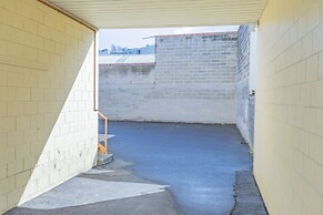 4 Bedroom House - Hobart CBD - Parking