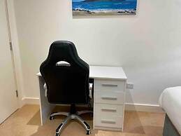 Henley Town Centre With Parking - From 110 Per Night