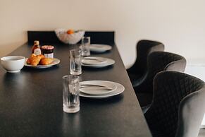 Henley Town Centre With Parking - From 110 Per Night