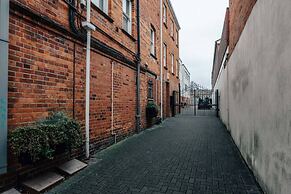 Henley Town Centre With Parking - From 110 Per Night