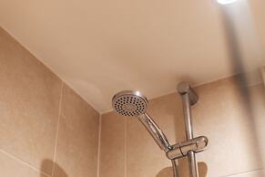 Henley Town Centre With Parking - From 110 Per Night