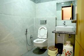 Classic Inn by Meera Hotels