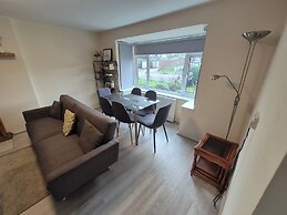 Lovely & Beautiful 2 Bed-apartment in Borehamwood