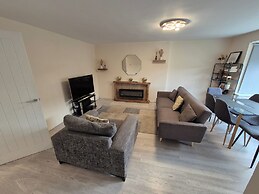 Lovely & Beautiful 2 Bed-apartment in Borehamwood