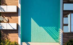 Zavia Pente in Syvota