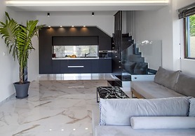 Zavia Alpha in Syvota