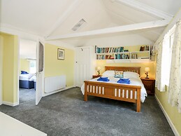 The Sir Peter Scott Lighthouse