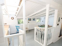 The Sir Peter Scott Lighthouse