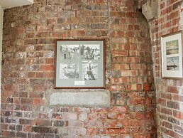 The Sir Peter Scott Lighthouse