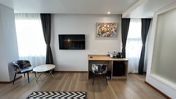 Aurora Boutique Hotel