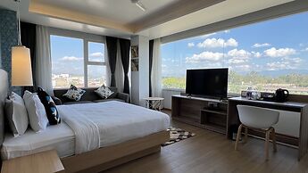 Aurora Boutique Hotel