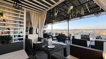 Aurora Boutique Hotel