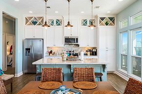 Sweetsol 4 Bedroom Home by RedAwning