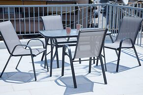 Modern Equipped Studio w View in Kipseli