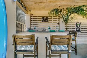 Driftwood Cottage 5 Bedroom Home by RedAwning