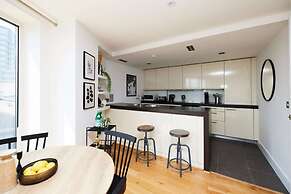 The Albert Embankment Escape - Breathtaking 2bdr Flat With Balcony