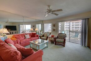 444 El Matador Condo by RedAwning