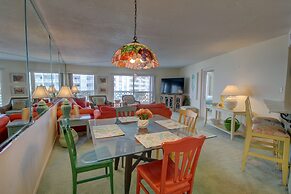 444 El Matador Condo by RedAwning