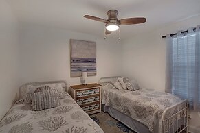 Pelican Beach 1012 2 Bedroom Condo by Pelican Beach Management