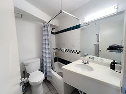 Happy Hawaiian Monarch Studio Condo by RedAwning