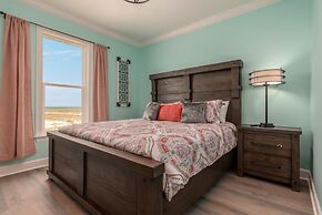 Simply Blessed - 106 Vargas Ct 4 Bedroom Home by RedAwning