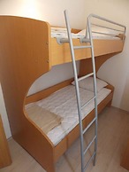 Vale - Central & 20m to the sea - A2