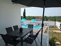 Noel - With Private Pool - A1-prizemlje