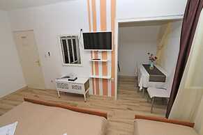 Tattoo - Modern & Free Parking - SA3