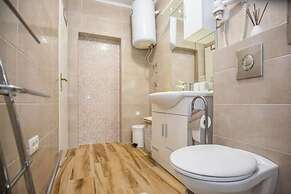 Tattoo - Modern & Free Parking - SA3