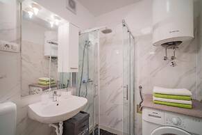 Slava - sea View - A1