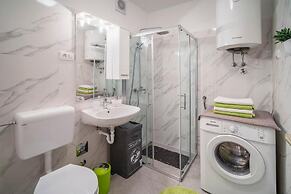 Slava - sea View - A1