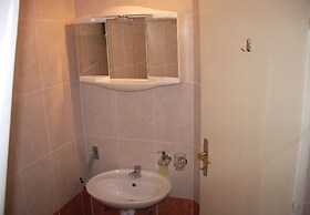 Josip II - 150 m From Beach With Free Parking - SA5