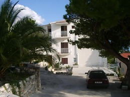 Josip II - 150 m From Beach With Free Parking - SA5