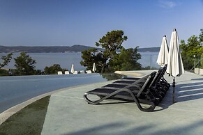 Roman - Mobile Homes With Pool - H2 Mobile Home 2